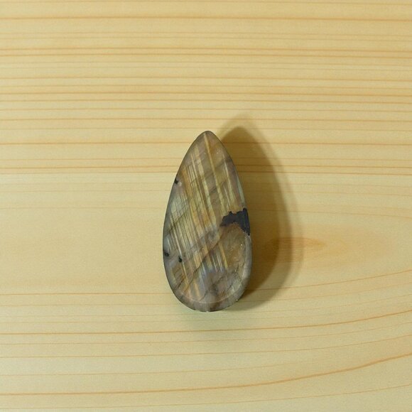 33.31 Carat Pear-Shaped Cabochon Labradorite Gemstone - Live Show Listing - Picture 2 of 3
